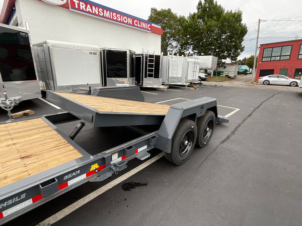 Gravity Equipment Tilt Trailer 81.5"x22' Moritz Charcoal 16,000 GVWR Hydraulic Jack Moritz International
