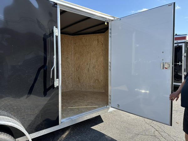 Enclosed Cargo Trailer 7x16+2'V BLACK RAMP Covered Wagon