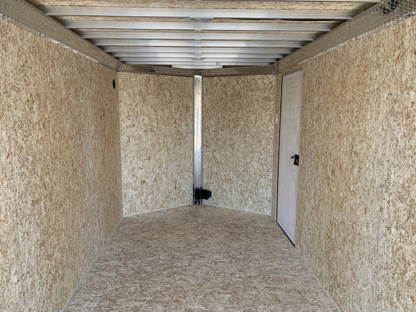 Aluminum Durabull Enclosed Contractor 7'x16'+2'V Ramp Door