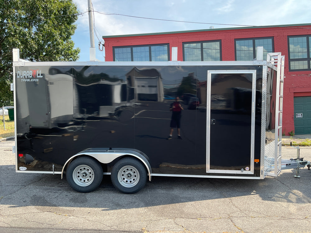 Aluminum Durabull Enclosed Contractor 7'x16'+2'V Barn Door with Ramps