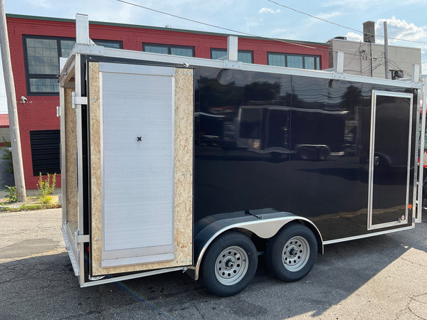 Aluminum Durabull Enclosed Contractor 7'x16'+2'V Black Barn Door with Ramps DuraBull Trailers