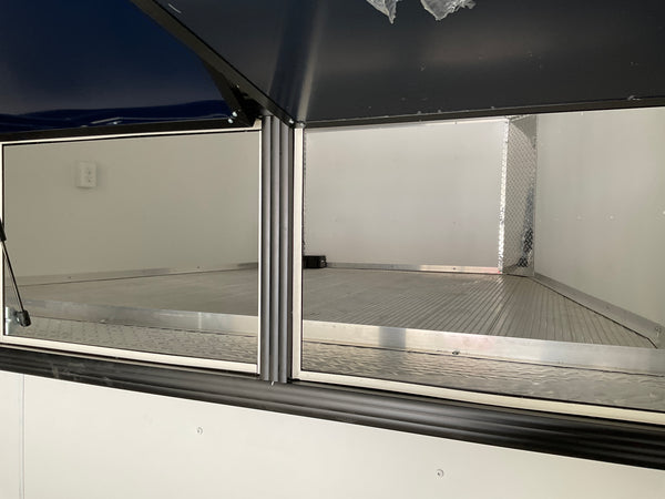 Enclosed Gooseneck Car Hauler Trailer 8.5'x40' V-Nose Silver Ramp High Country Aluminum