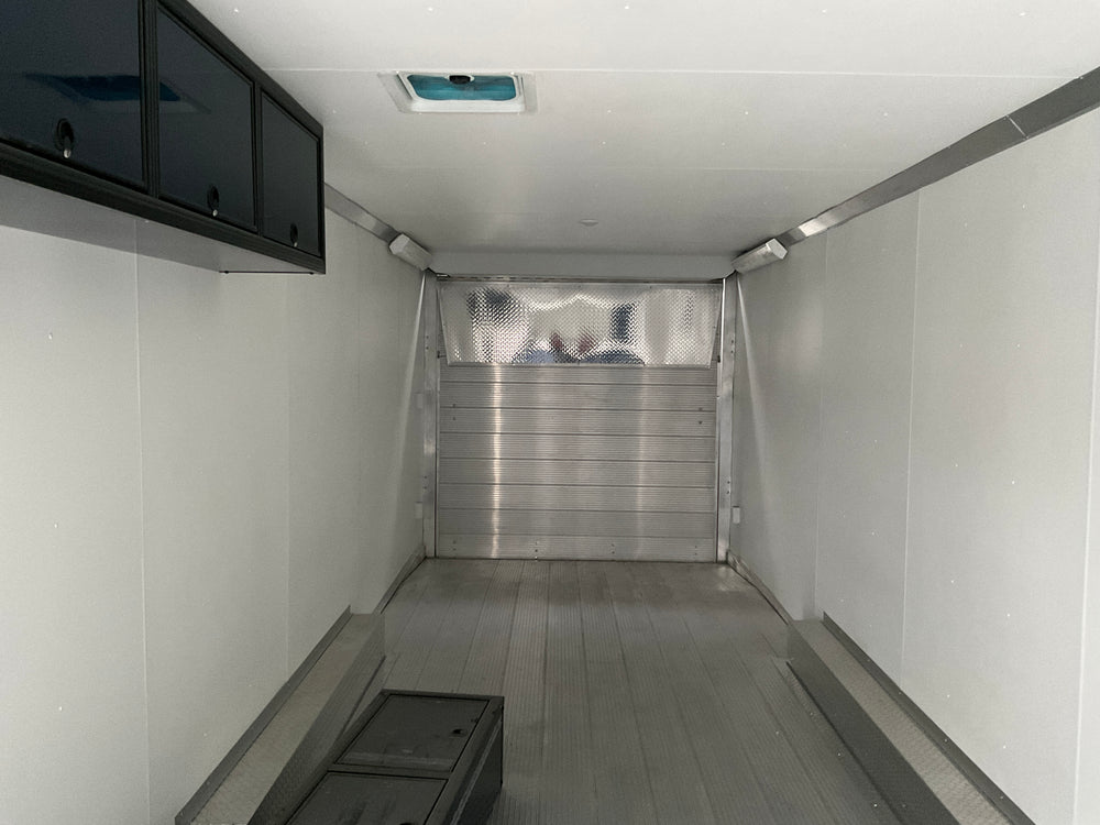 Enclosed Gooseneck Car Hauler Trailer 8.5'x40' V-Nose Silver Ramp High Country Aluminum