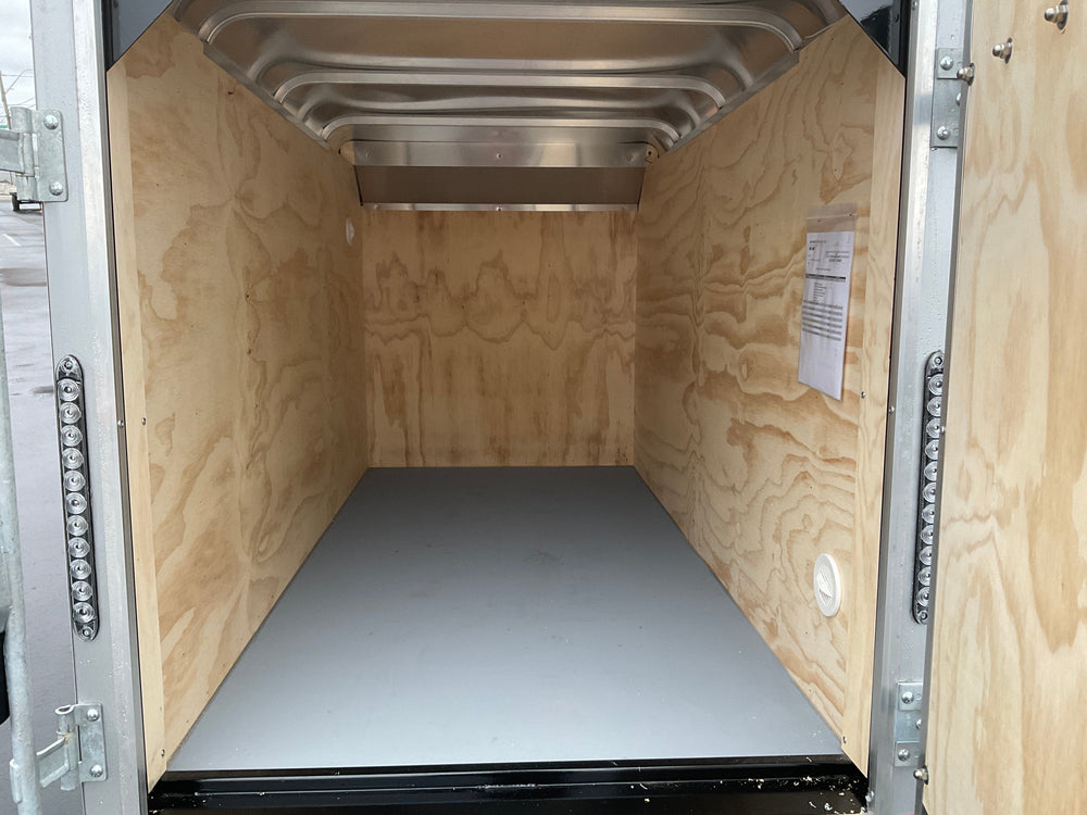 Enclosed Cargo Trailer 4'x8' Single Door Car Mate Silver Car Mate Trailers