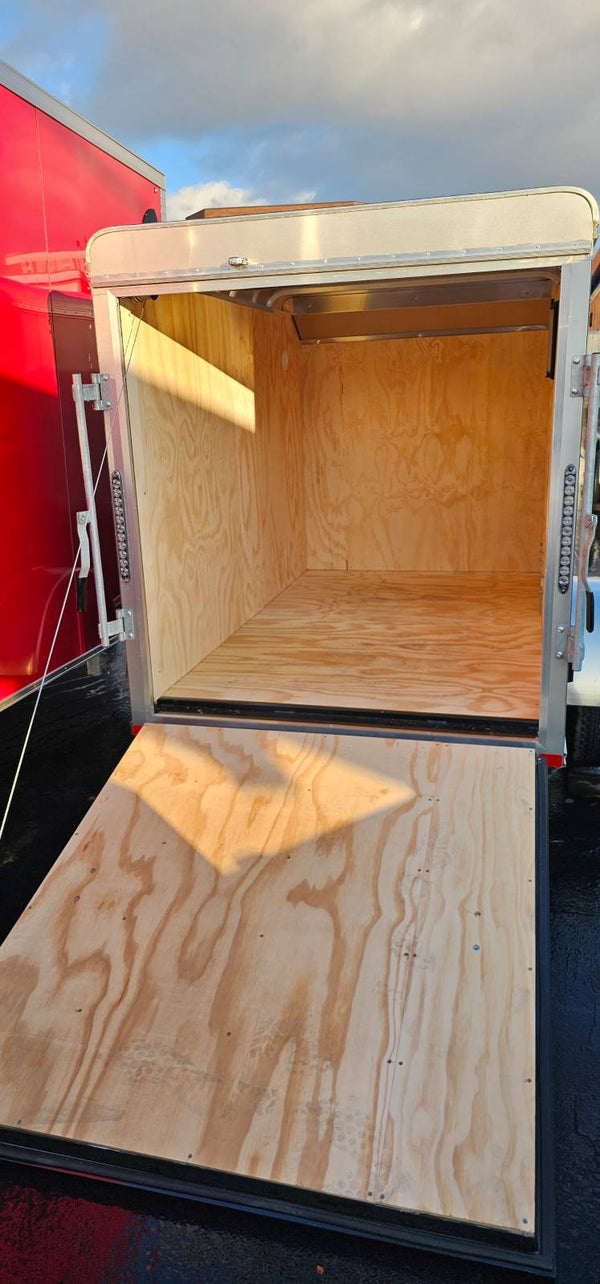 Enclosed Cargo Trailer 5'x8' Charcoal Ramp Door Car Mate Sportster Car Mate Trailers