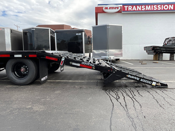 Moritz International FDPH DT 20+5 Heavy-Duty Deckover Trailer – 25,900 lb GVWR, Pintle Ring, Dual Speed Tongue Jacks, Under Body Tool Box, 2 Year Warranty