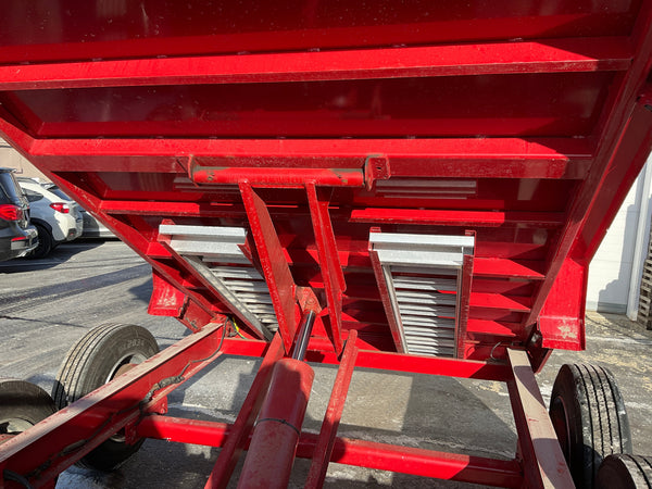 USED Gooseneck Dump Trailer 81.5"x14' Red Moritz - Scissors Hoist - Ramps - 16k GVWR Moritz International