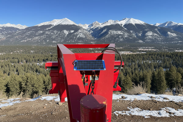 USED Gooseneck Dump Trailer 81.5"x14' Red Moritz - Scissors Hoist - Ramps - 16k GVWR Moritz International